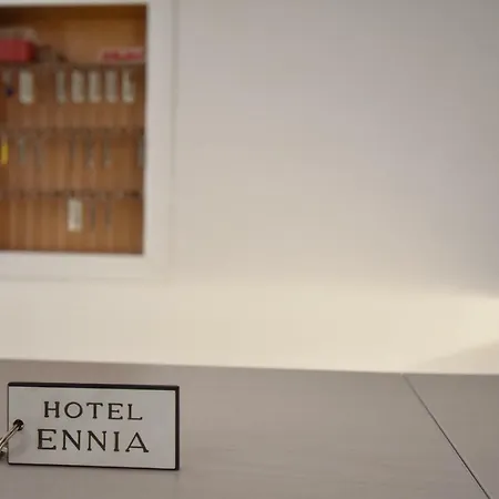 Ennia 2*
