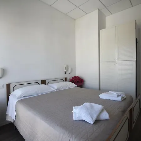Hotell Ennia Rimini
