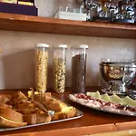 Hotel Ennia 2*
