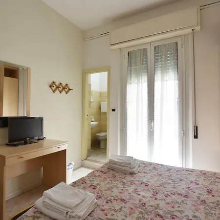 Ennia 2* Rimini